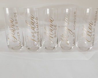 personalized stemless glass champagne flutes for bridesmaids gifts, champagne glasses for bachelorette parties, wedding favour gifts for her