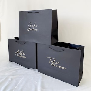 Personalized gift bag for bridesmaids, groomsmen, maid of honour, best man gifts, custom name white or black extra large gift bags, wedding