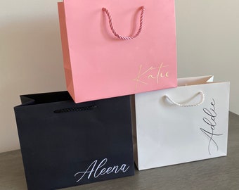 personalized luxury gift bags for bridesmaids gifts, weddings,bridal showers, groomsman gifts, birthday gift bags, bachelorette parties