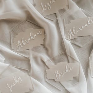 Marque-places de mariage hexagonaux en acrylique, cartes de nom de mariage, plan de table de table d'hôtes, marque-places uniques hexagonaux, décoration de table de mariage