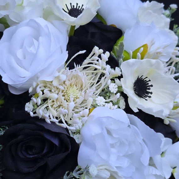 帯留め〈Bouquet・モノトーン・flower〉 Mono bouquets