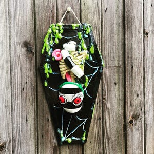 Beetlejuice inspired art, sandworm design, Coffin wall hanging, gothic theme, &quot;Whoa, Sandworms. Ya hate &#39;em, right?&quot; Coffin sculpture, fan