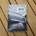 Zee, storm en duister #020: Drive-by shooting. product logo