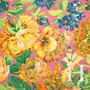 OOP - Philip Jacobs, Voluptuous - pink, PWPJ083, by the 1/2 YARD