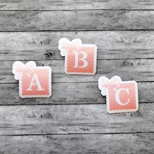 Pink Scalloped Alphabet Vinyl Sticker with Bow - Cute Monogram Laptop Decal, Aesthetic Sticker for Journals, Gifts & Laptops