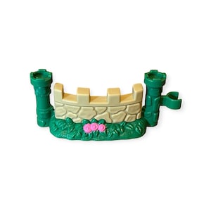 Fisher Price Little People 2003 Stone Fence Section Garden Farm Barn Vintage Toy Castle Royal Lil’ Kingdom Replacement Parts