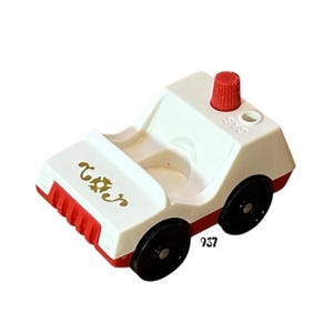 Fisher Price Little People White Fire Chief Car Fireman Vehicle Red Siren Vintage Toy Play Family Main Street Fire Station Replacement Parts