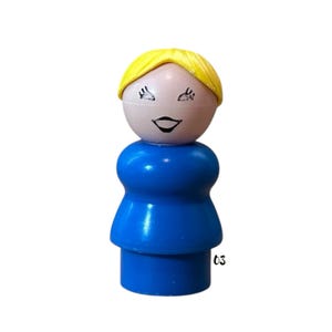 Fisher Price Little People Mom Figure – Vintage 1980s Toy for Farm, House, School Bus, Airport, Jetliner Sets