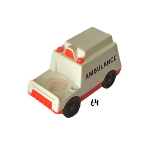 Fisher Price Little People Ambulance Car Vehicle Vintage Toy 931