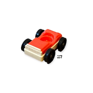 Fisher Price Little People Garage Style 1-seat Red Car Vehicle Vintage Toy Play Family Garage Replacement Parts