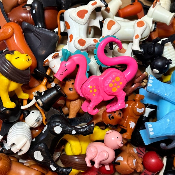 Fisher Price Little People Horse Cow Dog Pig Sheep Dragon Giraffe Lion Monkey Bear Chicken Vintage Toy Castle Farm Barn SOLD SEPARATELY