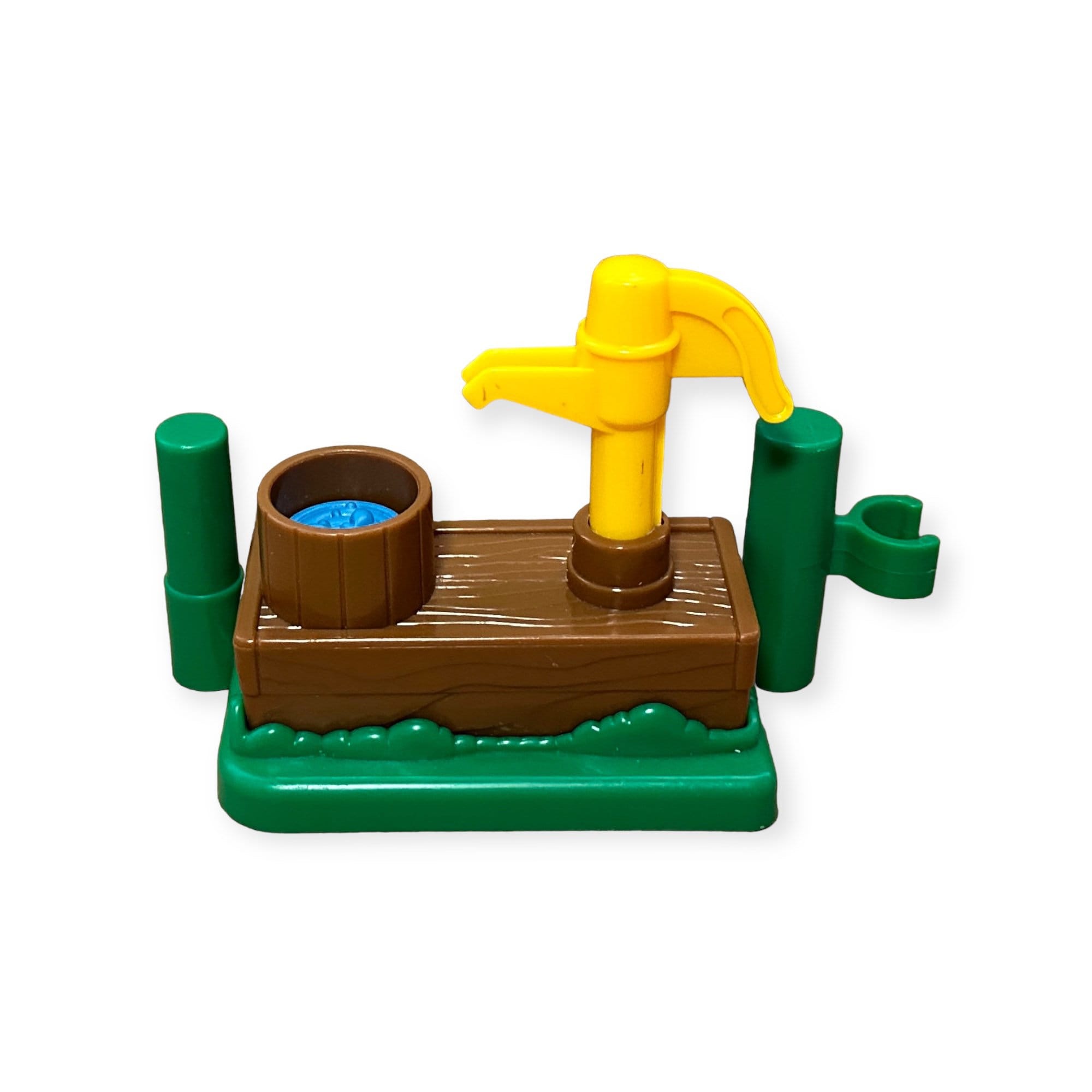 Fisher Price Little People 2002 Water Pump Well Fence Piece