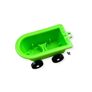 Vintage Fisher Price Little People Green Bathtub on Wheels | #657 Crazy Clown Fire Brigade Part (1983–1984)
