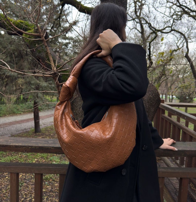 Bolso de bola de masa de cuero, bolso de hombro de cuero vegano, bolso tejido Kont, bolso tejido de nudo, bolso vintage, bolso de cuero, bolso de hombro de sardina Light brown