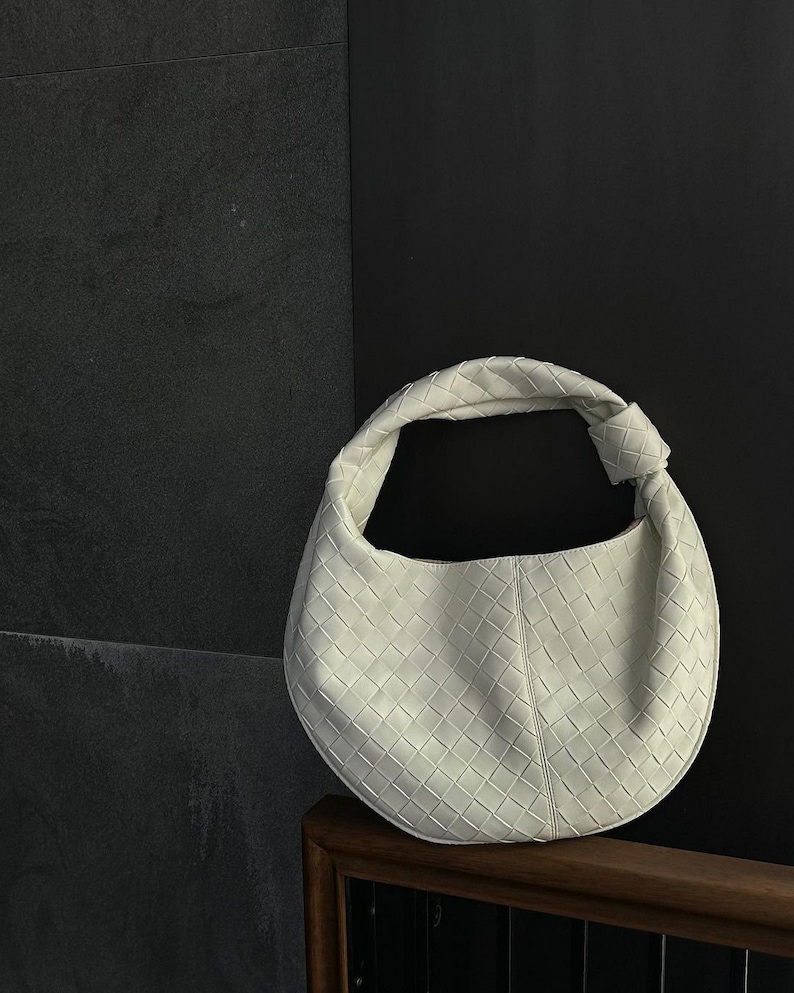 Bolso de bola de masa de cuero, bolso de hombro de cuero vegano, bolso tejido Kont, bolso tejido de nudo, bolso vintage, bolso de cuero, bolso de hombro de sardina White