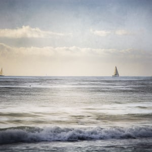 Segeln auf dem Meer, Segelboot Fotodruck, Segelboote auf Wasser, Segelboote Sonnenuntergang, Segelboote Fotodruck, Segelfotoprint, Sonnenuntergang Ozean