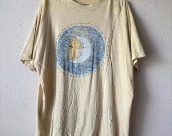 Vintage thrashed butter yellow moon sun astrology t shirt. Distressed
