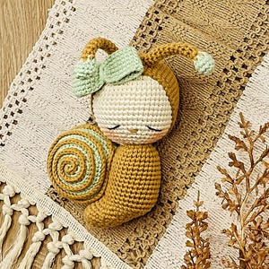 Padrão de crochê para caracol Antonia Amigurumi em arquivo PDF