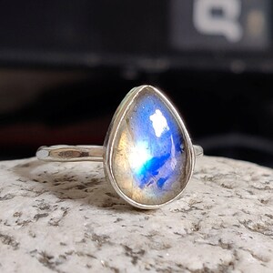 Handmade Pear Labradorite Ring: Sterling Silver 925 Gemstone