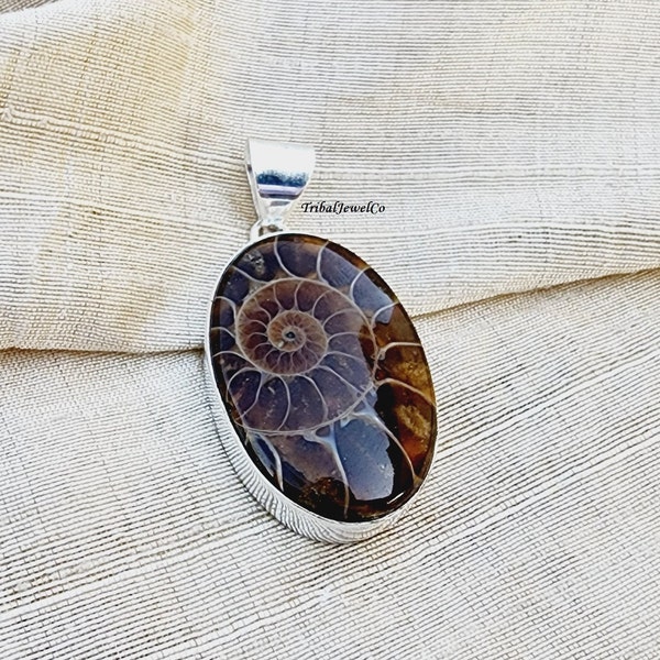 Ammonite naturelle fossile, argent sterling 925, pierres précieuses, pendentif de créateur ~ Bijoux faits main, pendentif élégant, Ammonite, bijoux paléontologiques