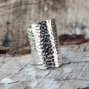 Handgemachter Bandring aus 925er Silber: Tribal Design