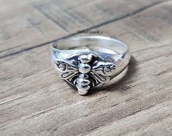 Honey Bee Ring Honeybee Ring Queen Bee Unique Engagement Ring Promise Ring Silver Ring Insect Ring Honey Comb Geometric Ring Bumblebee Ring