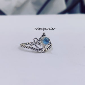 Moonstone Queen Ring, Sterling Silver 925, Gemstone Ring, Women Ring, Gift For Her, Friendship Gift, Handmade Ring, Spiral Ring