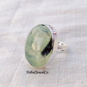 Prehnite Gemstone Ring for Her, Quality Prehnite, Cabochon Prehnite, 925 Sterling Silver, Handcrafted Women Ring, Handmade Boho Jewelry Ring