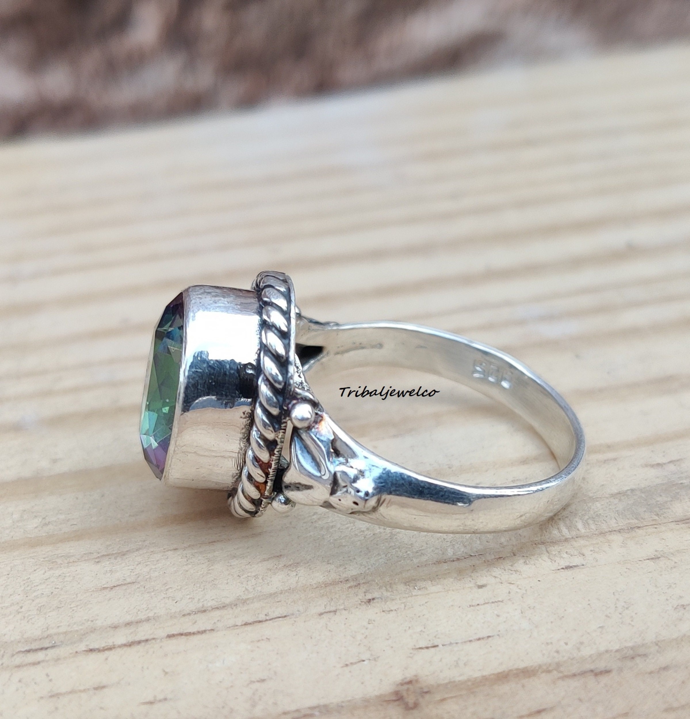 Anillo De Plata De Ley 925 Con Topacio Místico Ovalado Y Diamante CZ
