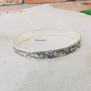 Handmade Sterling Silver Stackable Bangle: 925 Silver Design
