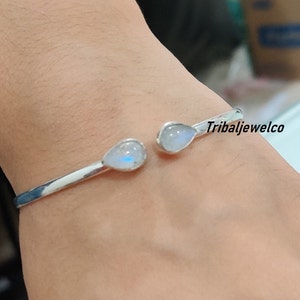 Rainbow Moonstone Bangel, Single Wire Cuffed Bracelet , 925 Sterling Silver Statement Bangle, Bangle for Women, Beautiful Bangle