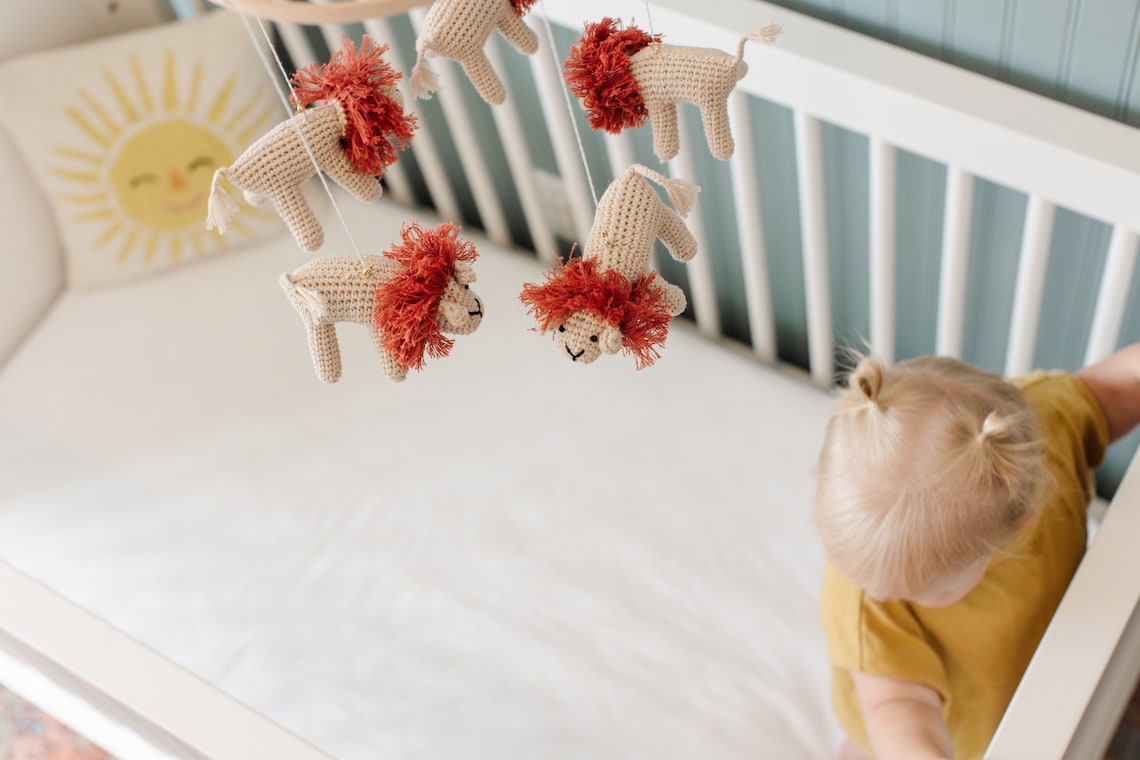 Handgemachtes Modernes BabyBett mobile Löwe Baby mobile Kinderzimmer