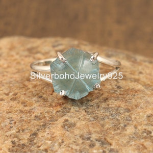 Himmelblau Topas-Quarz-Ring, natürlicher blauer Quarz-Ring, 925 Sterlingsilber-Ring, Blumen-Design-Ring, Frauenring, Anniversay Ring für Sie