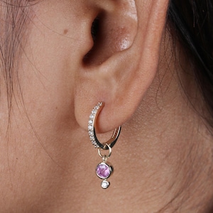 Brinco de argola com pingente de safira rosa natural, joia minimalista, brinco de argola com diamante sólido em ouro amarelo 14k, diâmetro interno de 10 mm