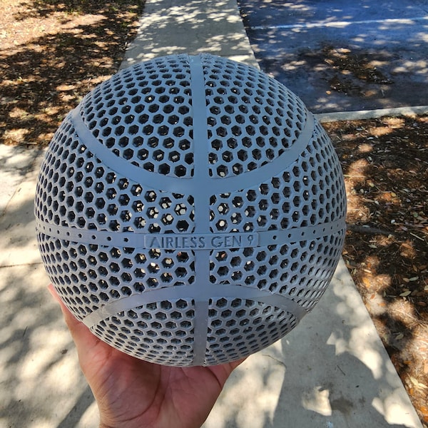Ballon de basket airless imprimé en 3D : différentes tailles au choix !