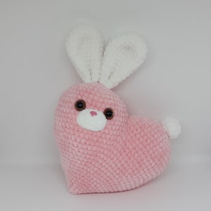 Plush Heart PATTERN Crochet Cat plush pattern Plush Bunny pdf Easy crochet pattern Valentine's Day plushies Mother's day gift image 3