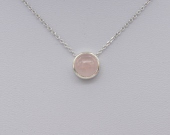 Silver necklaces with rose quartz set