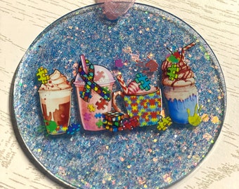 Versandfertig, Autismus-Kaffeetassen-Ornament oder Schlüsselanhänger