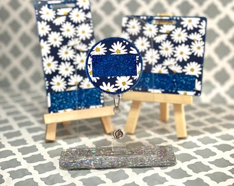 Gänseblümchen Abzeichen Reel und Badge Buddy Set, Angepasstes Abzeichen Buddy und Badge Reel