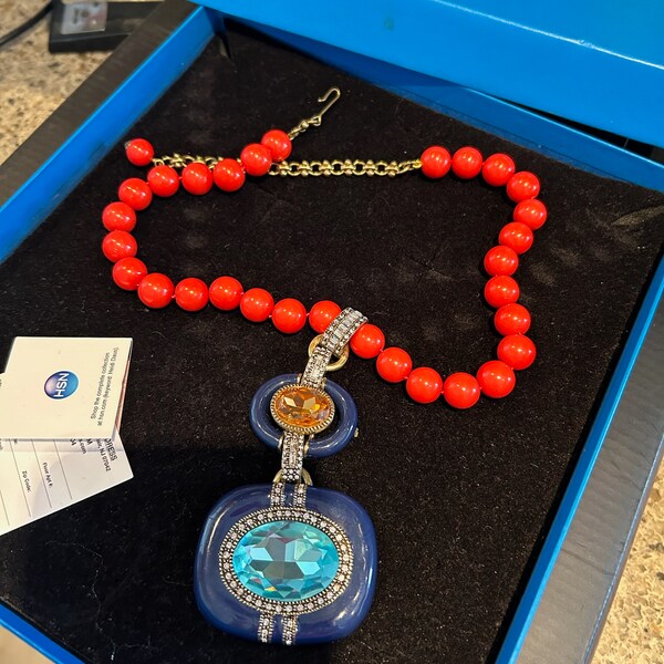 Heidi Daus "Super Chic" Necklace Swarovski Crystal Enamel Coral Blue Statement-New in Box-Exquisite