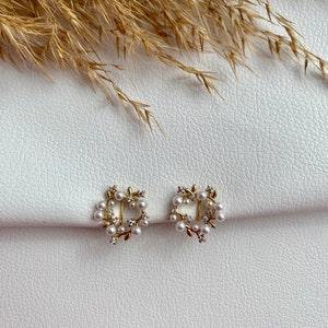 Ohrclips weiß und goldfarbig, Ohrringe für ohne Ohrringe-Loch, elegant undgefertigt, simple fashion 58 Bild 1