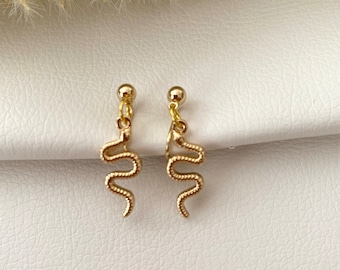 Ohrclips Schlangen goldfarbig aus Kunststoff, Ohrringe für ohne Ohrringe-Loch, elegant und handgefertigt, handmade #169