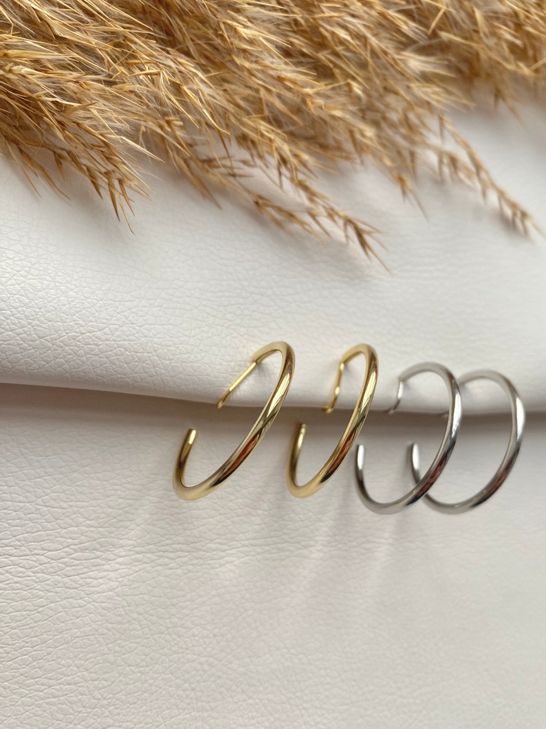 Ohrclips schlichter Ring goldfarbig oder silberfarbig 3cm, Ohrringe für ohne Ohrringe-Loch, elegant und handgefertigt, schlicht, fashion 40 Bild 3