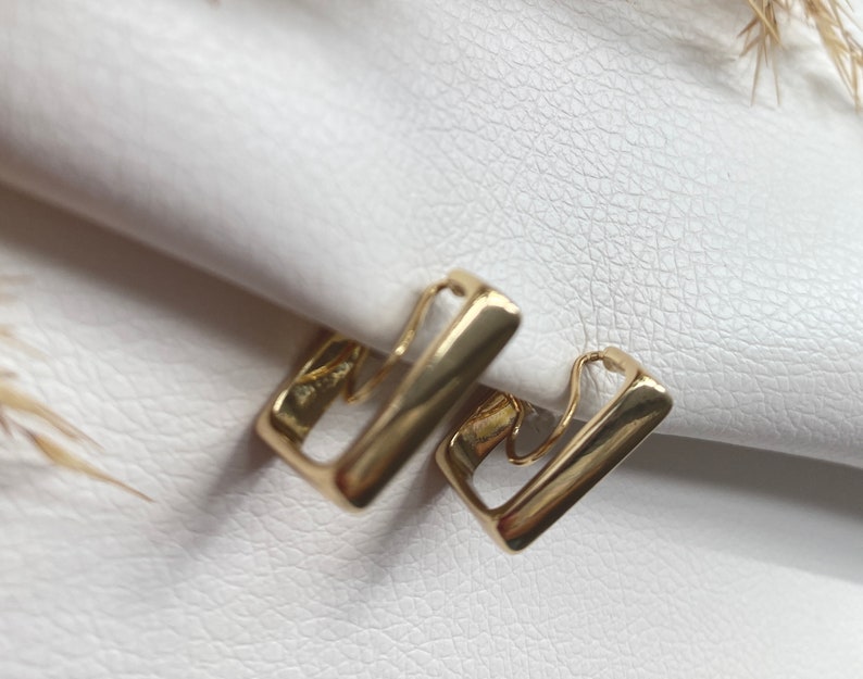 Ohrclips oder Ohrringe, gold, elegant und gefertigt, schlicht fashion 43 image 3