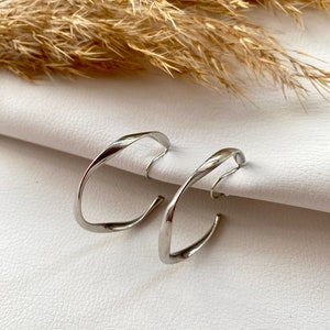 Ohrclips silber Ring groß und einfach, Ohrringe für ohneOhrringe-Loch, einzigartig, elegant und handgefertigt, handmade, simple fashion 106 Bild 1