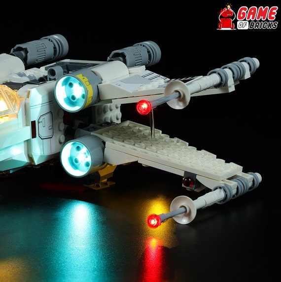 LEGO Star Wars 75301 Luke Skywalker's X-Wing Fighter review and gallery