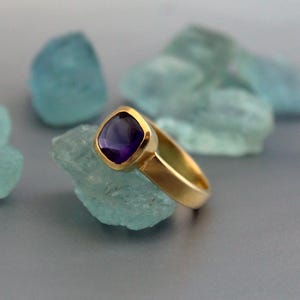 Natural Amethyst Ring, 14K Gold Ring, Purple Amethyst Ring, February Birthstone Jewelry, Gemstone Engagement Ring, Unique Solitaire Ring