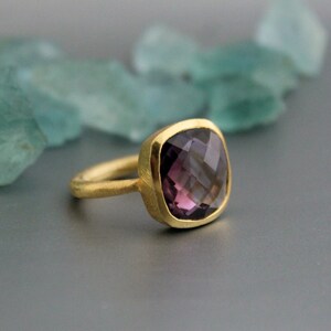 Amethyst ring, February Birthstone Jewelry, Dainty Gold Ring, Texture Band Ring, Gemstone Ring, Rings for Women, Statement Handmade, Modern