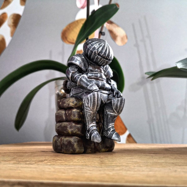 Figura di Dark Souls, Statua del Cavaliere di Cipolla, Regalo di videogiochi, Siegmeyer di Catarina, Arredamento della sala giochi, Regalo di Dark Souls, Statua di alta qualità