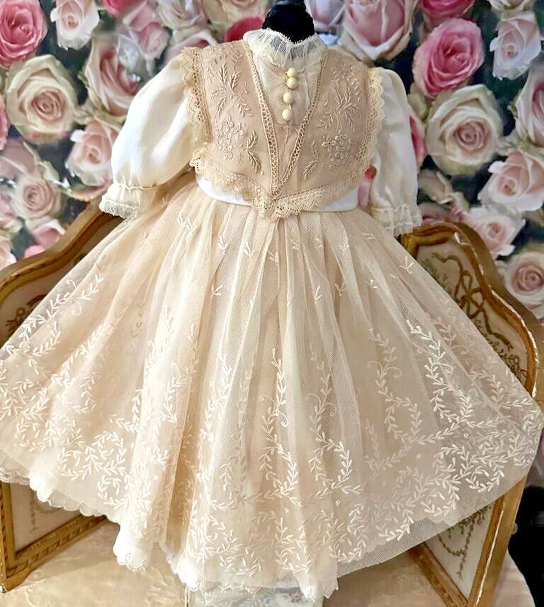 Robe baptême bébé fille dentelle manches longues – 3 à 24 mois | Boutique Magique